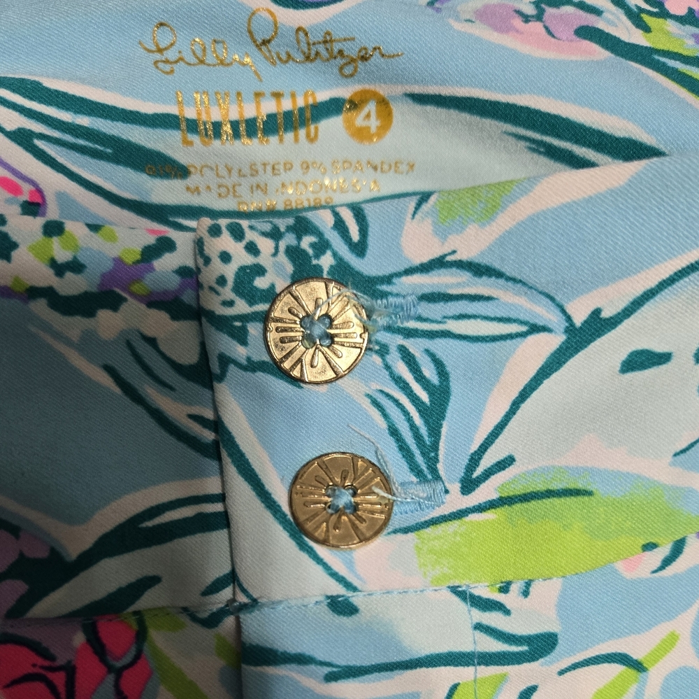 Lilly Pulitzer Luxletic Fairway UPF 50+Performance Shorts Size 4 - Picture 2 of 2